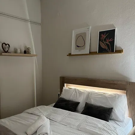 Family House 아파트